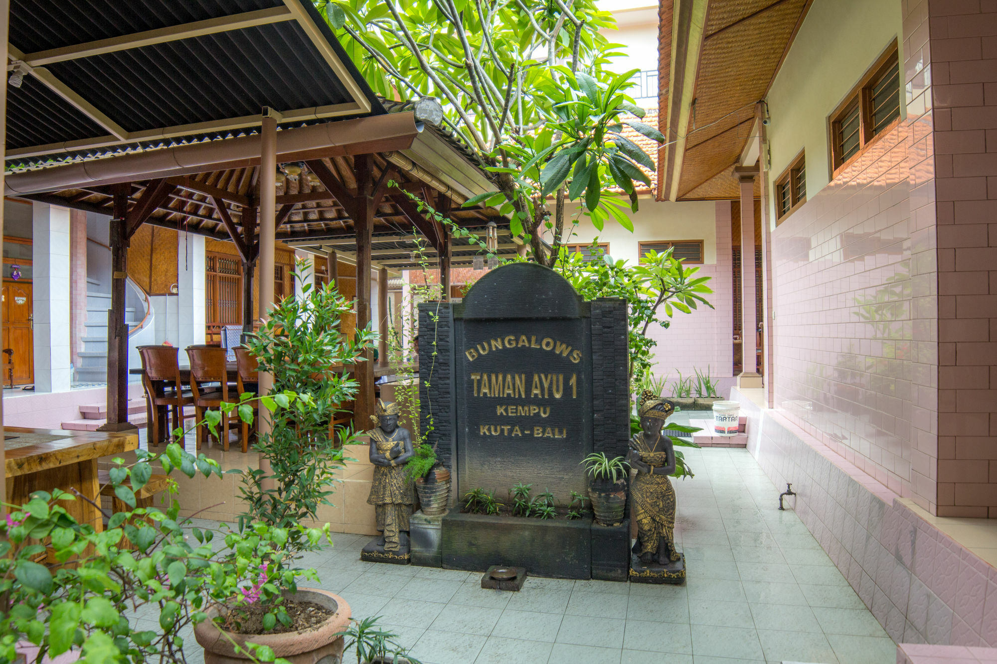 Ferienwohnung Bungalow Kempu Taman Ayu I Kuta Lombok Exterior foto